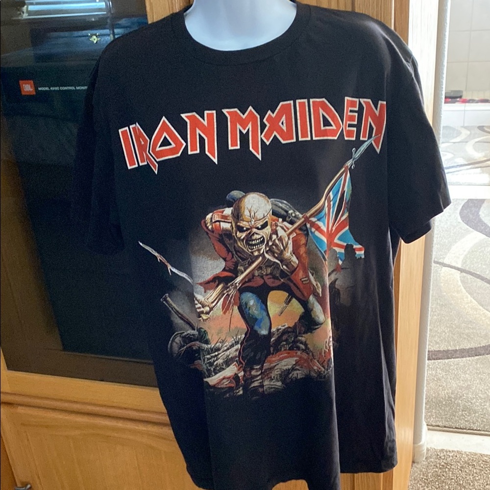 Black Short Sleeve Tee with Iconic Artwork